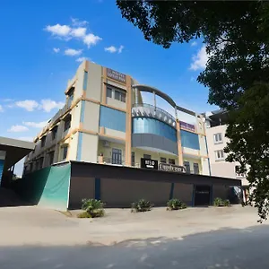 3* Hotel O Mahaveer Tower